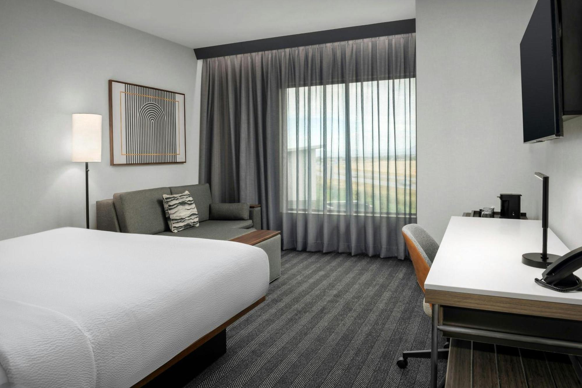 Courtyard By Marriott Bozeman Hotel Exterior photo